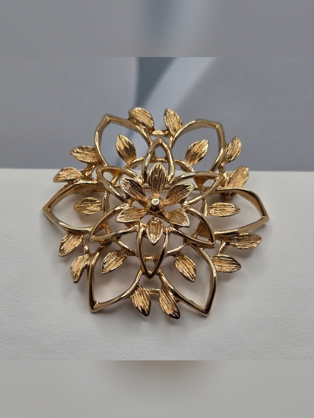 Sarah Coventry Vintage “Petal-Lure” Brooch Gold Tone Layered Floral Signed 1962